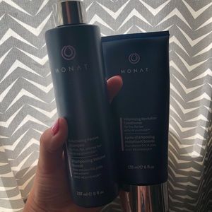 Monat Volumizing Line Shampoo & Conditioner